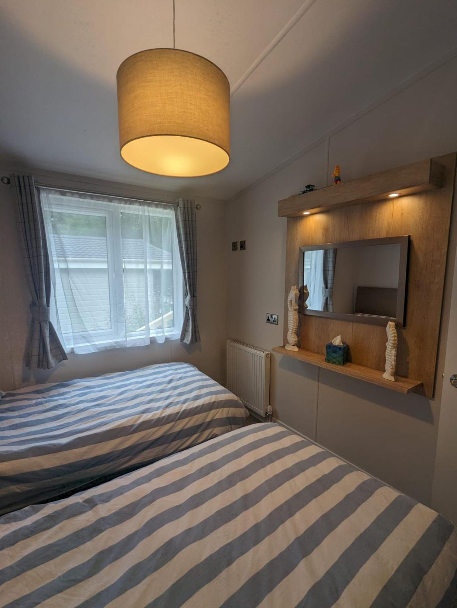 Luxury Stunning Sensation Lodge On 5 Star Shorefield Country Park New Forest Entertainment And Leisure Passes Included Milford on Sea Buitenkant foto